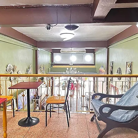 Yumatashi Hostel